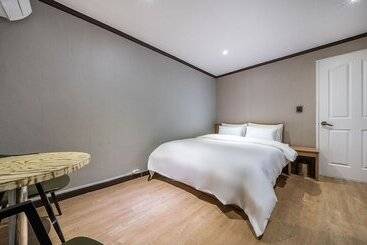 Motel Incheon Tomato