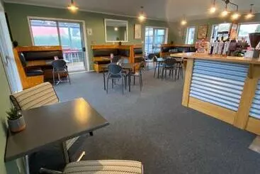 ユースホステル Lknz Lodge & Cafe