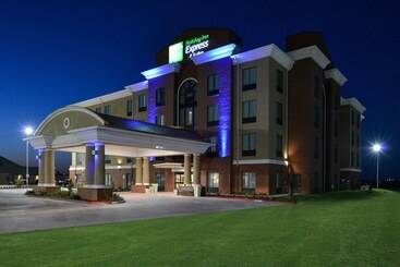 בית מלון כפרי Holiday Inn Express Alva, An Ihg
