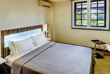 هتل Residence Fort Savane