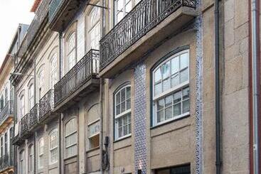 تختخواب و صبحانه Almadina Smart Luxury