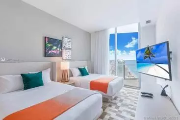 Huoneistohotelli Upscale Comfort And Breathtaking Views At H Hollywood Residences By Zelloo