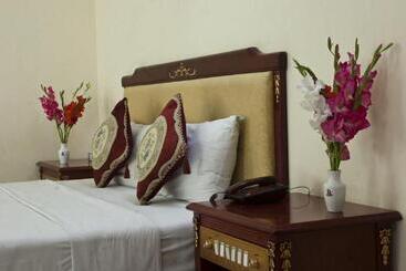 호텔 Metro International