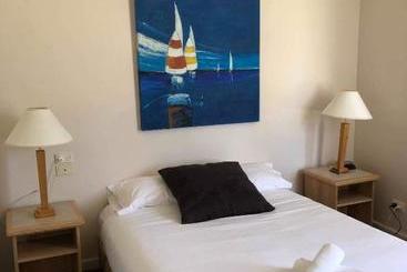 شقة Lakes Jakaranda Holiday Units