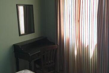 מלון דירות Nicolas Beach