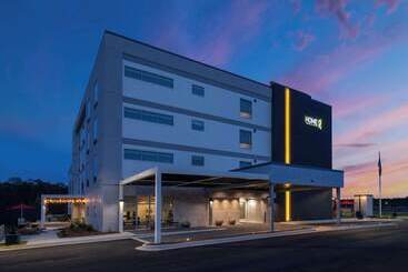 فندق Home2 Suites By Hilton Santa Rosa Beach