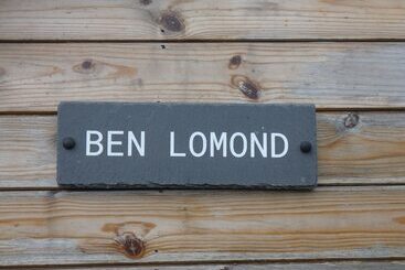 هتل روستایی The Arns Glamping Pods