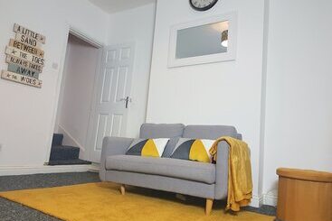 ペンション Kunda House Oliver