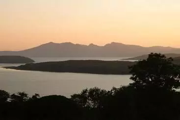 Mökkimajoitus Stunning Premium Yurt In Kelburn Estate Near Largs