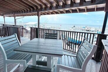 Hotel Sebastian Saltwater Lodge