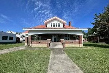 Aamiaismajoitus (B&B) Homestay On Main By Twin Lakes Creamery