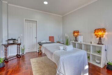 פנסיון Vila Camacho Guest House