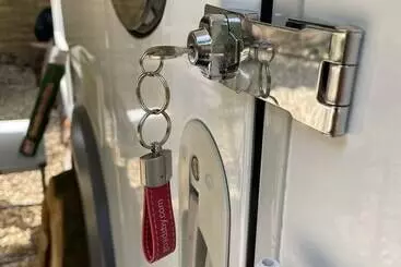 Captivating 2 Bed Motorhome In Wareham