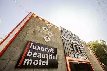 Chilgok Q Motel
