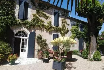 Majatalo Les Hortensias