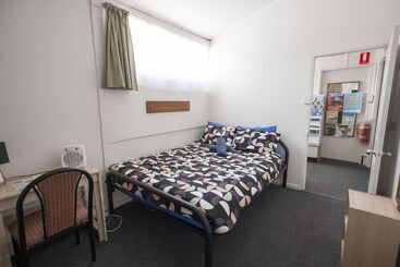 Dolphin Retreat Bunbury   Hostel