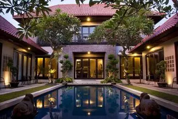 Szálloda Sindhu Mertha Suite