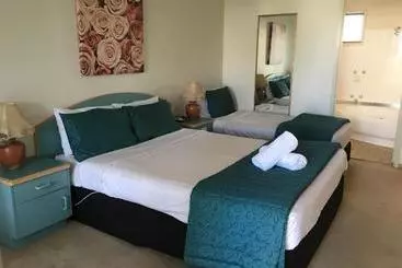 モーテル Capricorn Motor Inn