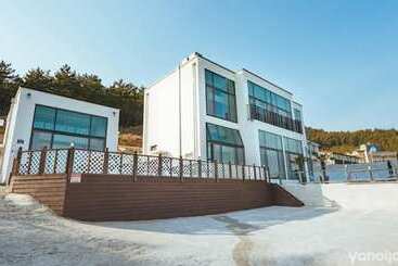 בית מלון כפרי Yangyang Casa 413 Pension