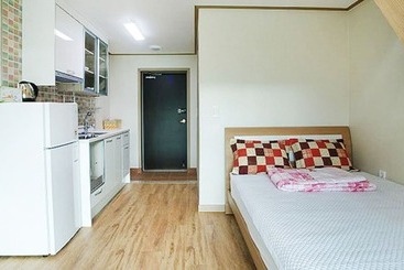 Pensão Sanbangsan Hot Spring Olleh House