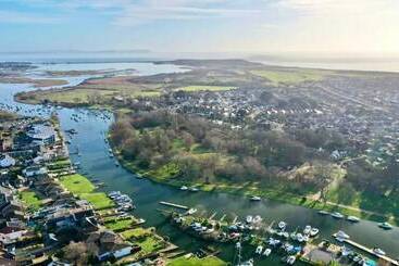 茅舍 The Coast House