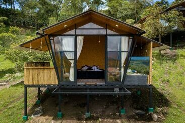 Laguna Guaitipán Ancestral