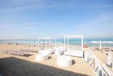 تختخواب و صبحانه Valentino Luxury Room