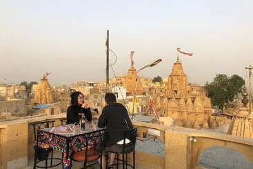 فندق Goroomgo Diamond Guest House Jaisalmer
