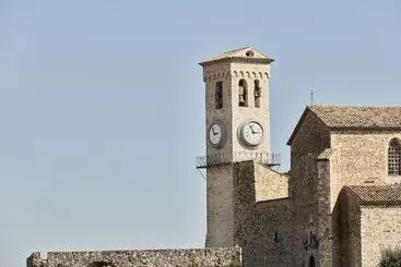 هتل Le Suquet Cannes