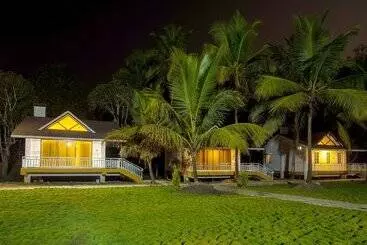 Resort Mastiff Select Terrain Dandeli