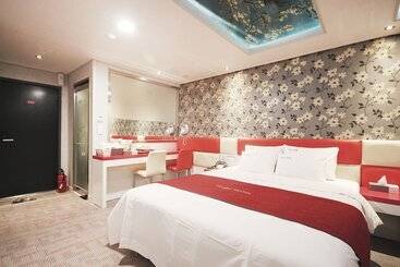 Wanju Geogi Self Checkin Motel 2