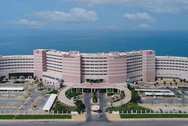 هتل Grand Millennium Gizan