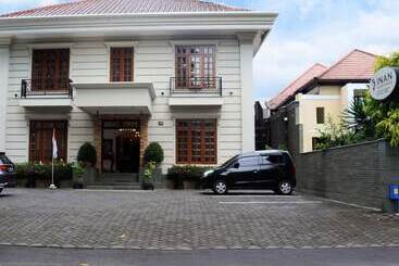 Hotel Inan Boutique Suites Syariah By Ziri