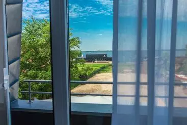 Hotelli Stratmanns Haus Am See