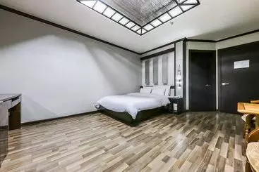 Motel Asan Crystal