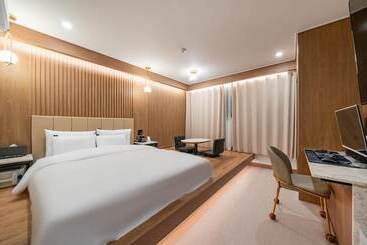 Мотель Daejeon Daeheung Lodge