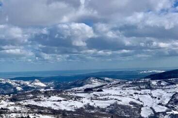 إقامة Captivating House In Palmoli Sleeps 2 Plus 2