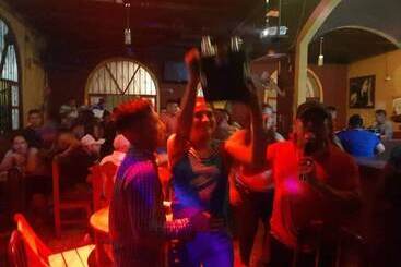 هتل Y Restaurante La Estación