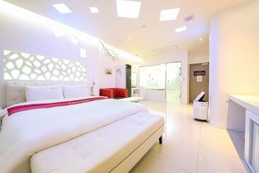 Goheung Swiss Self Check In Motel