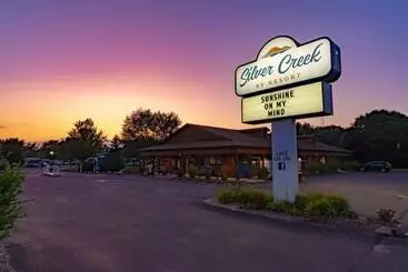 Mökkimajoitus Sun Retreats Silver Lake