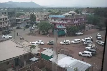 پانسیون Waso Central Emporium Lodge