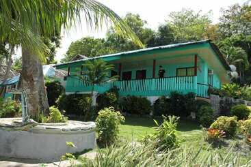 Hotel Maria Nico Mystic Island Resort