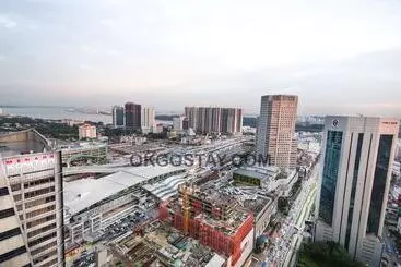 Hotelli Zenith Suites Jbcc By Okgostay