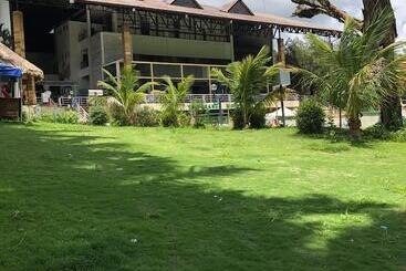 Ytacaranha Hotel De Serra