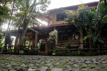 ホテル The Secret Buddha