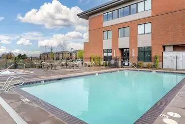 בית מלון כפרי Best Western Premier Boulder Falls Inn