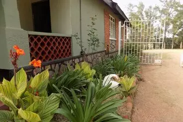 هتل Fort Coleb Guest House