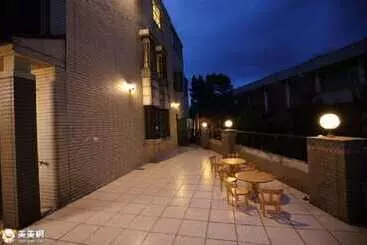 پانسیون 93 Street House