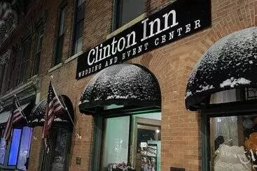 Majatalo The Clinton Inn