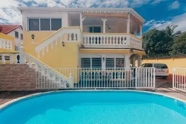 پانسیون Villa Mancina